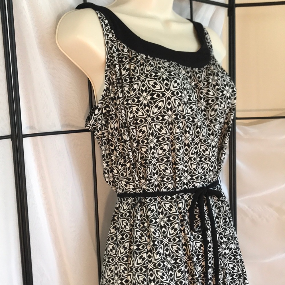 Donna Rae, Dress size Medium